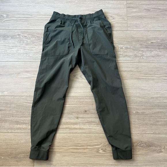 Lululemon ABC Jogger Pants Men's Medium Army Olive Green - Picture 1 of 6